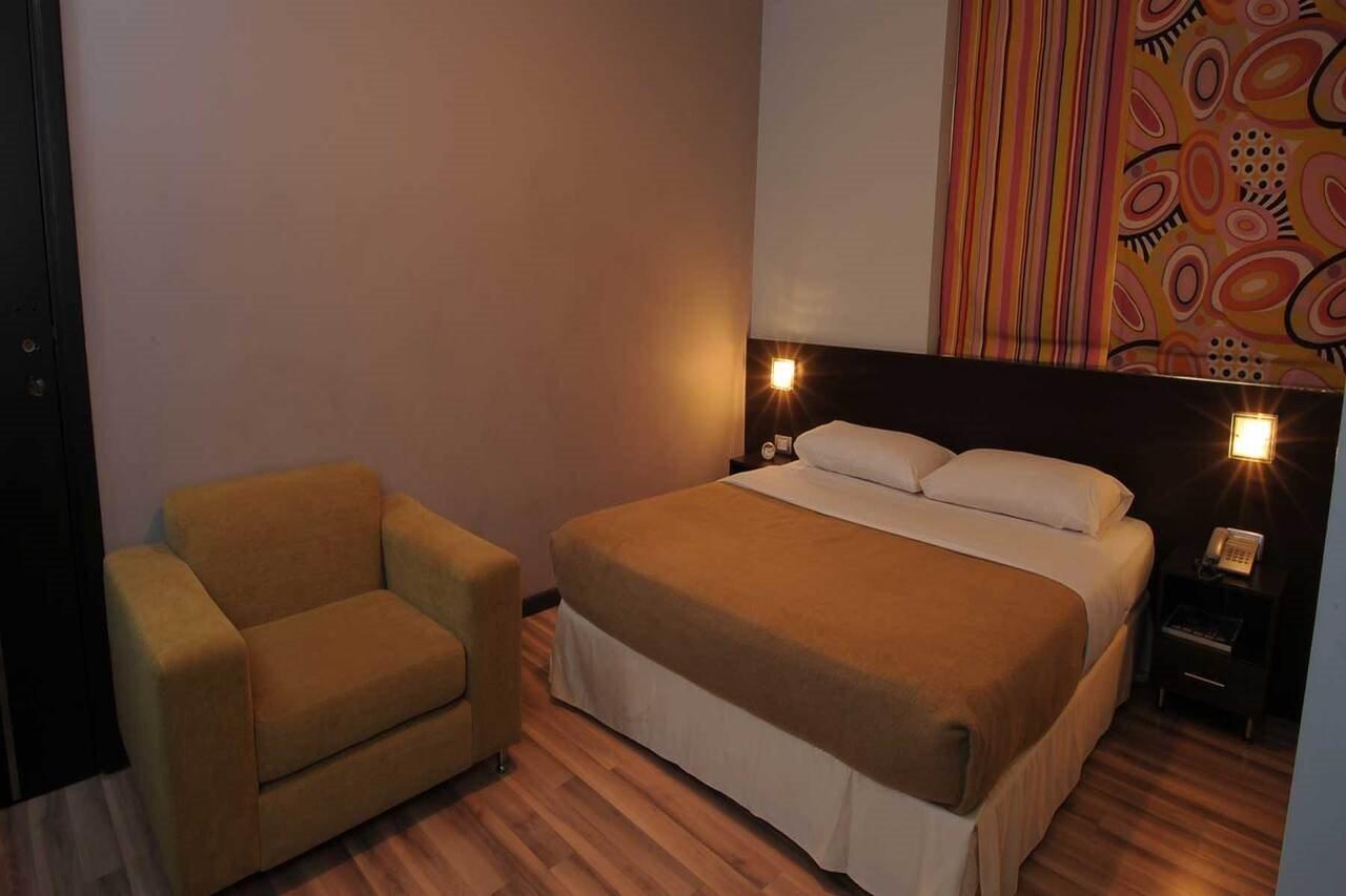 Suite Hotel Chrome - เบรุต ภายนอก รูปภาพ