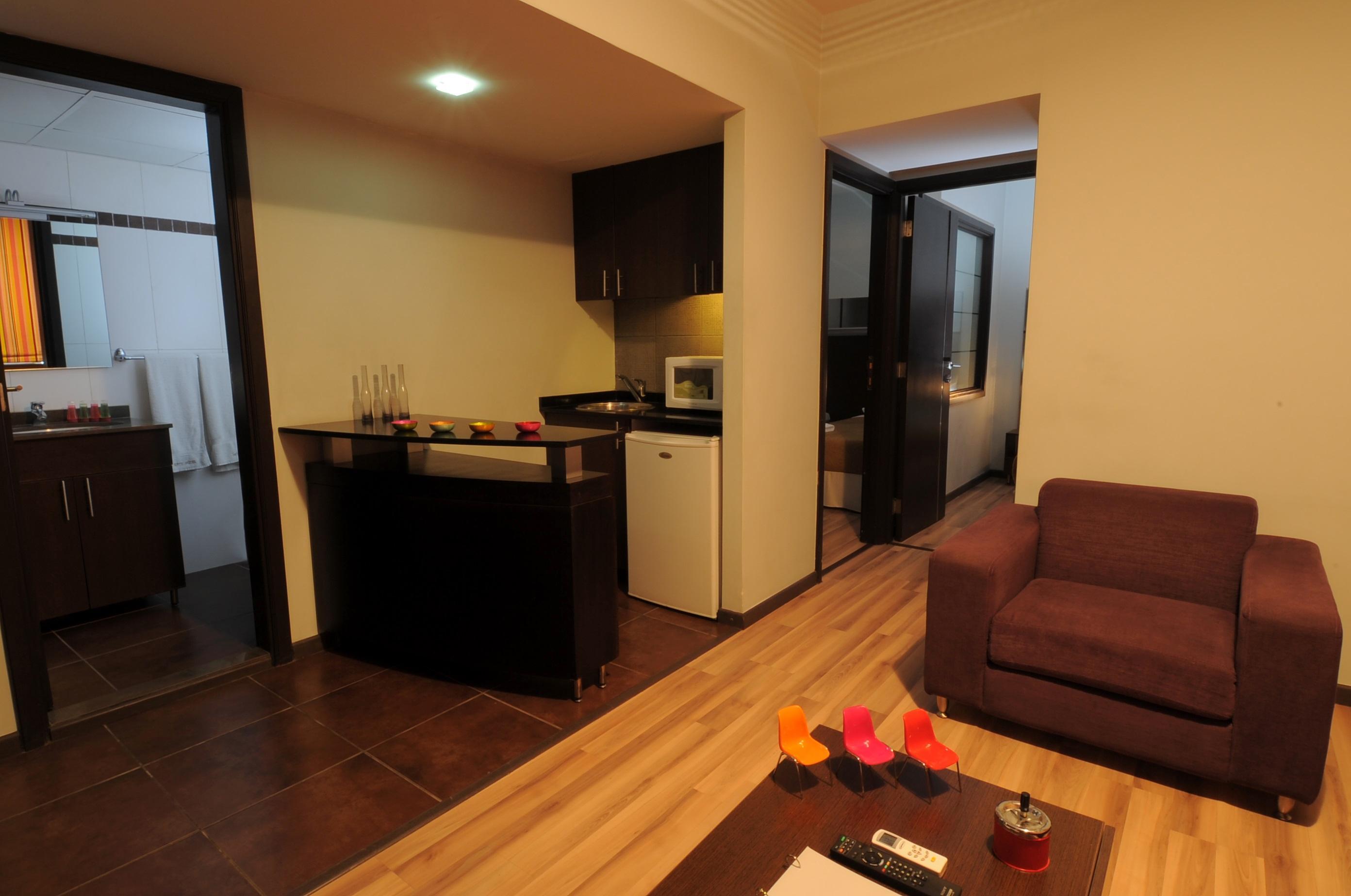 Suite Hotel Chrome - เบรุต ภายนอก รูปภาพ